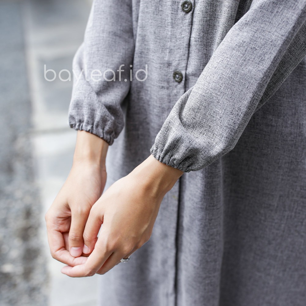 Atasan Daisy Basic