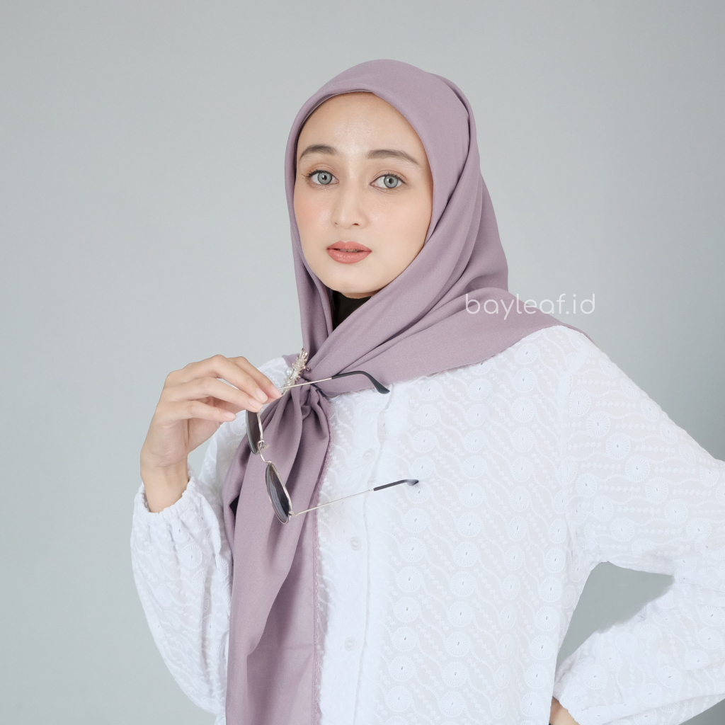 Mutia Hijab Scarf