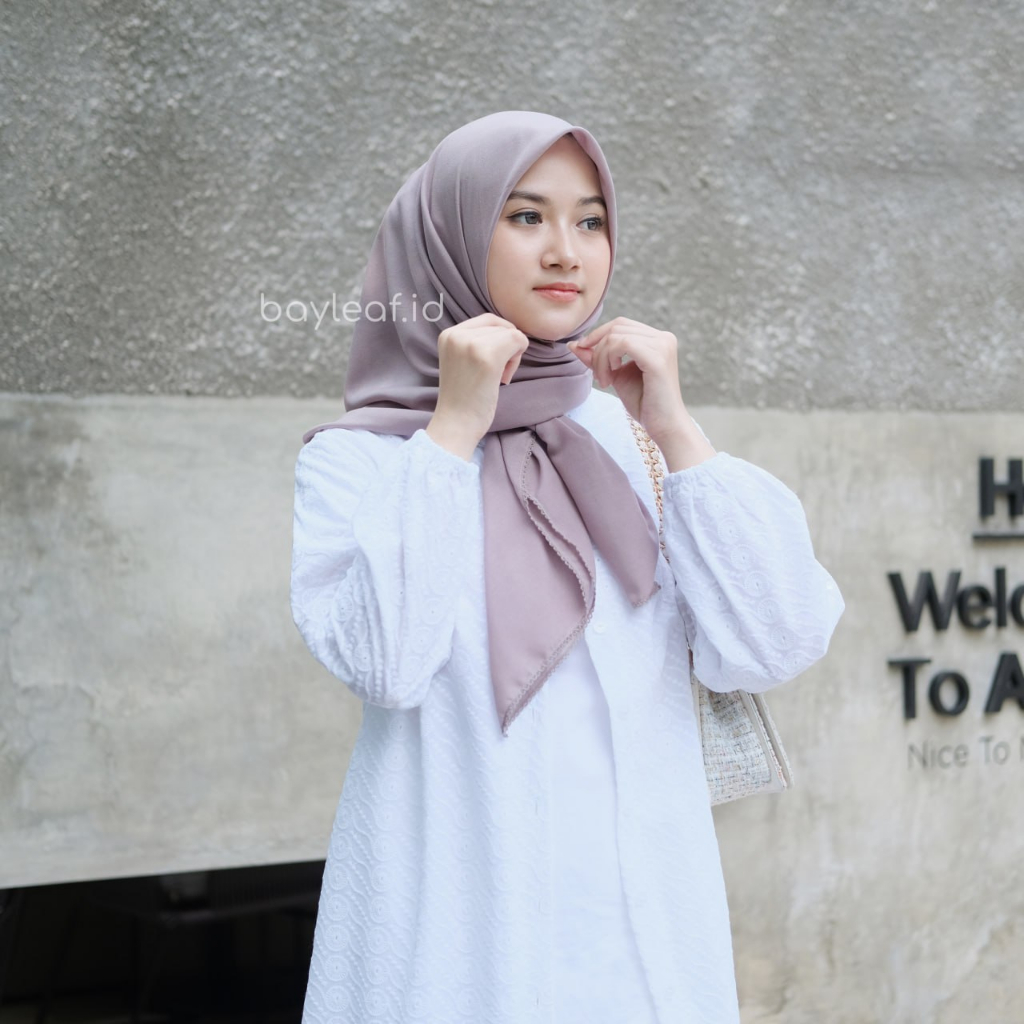 Mutia Hijab Scarf