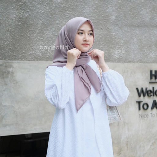 Image of Mutia Hijab Scarf