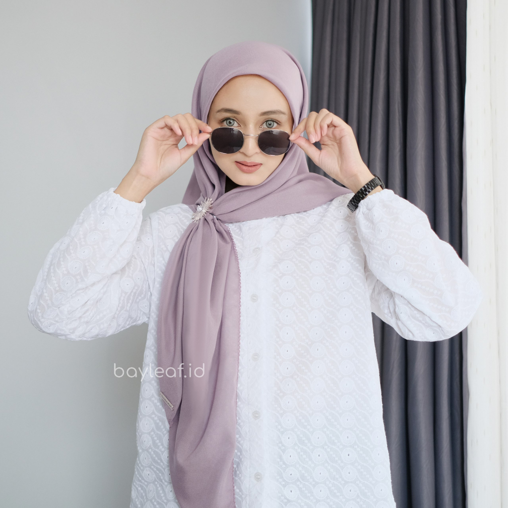 Mutia Hijab Scarf