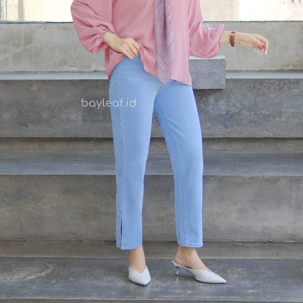 Bayleaf.id Wide Low Waist Hunter Jeans