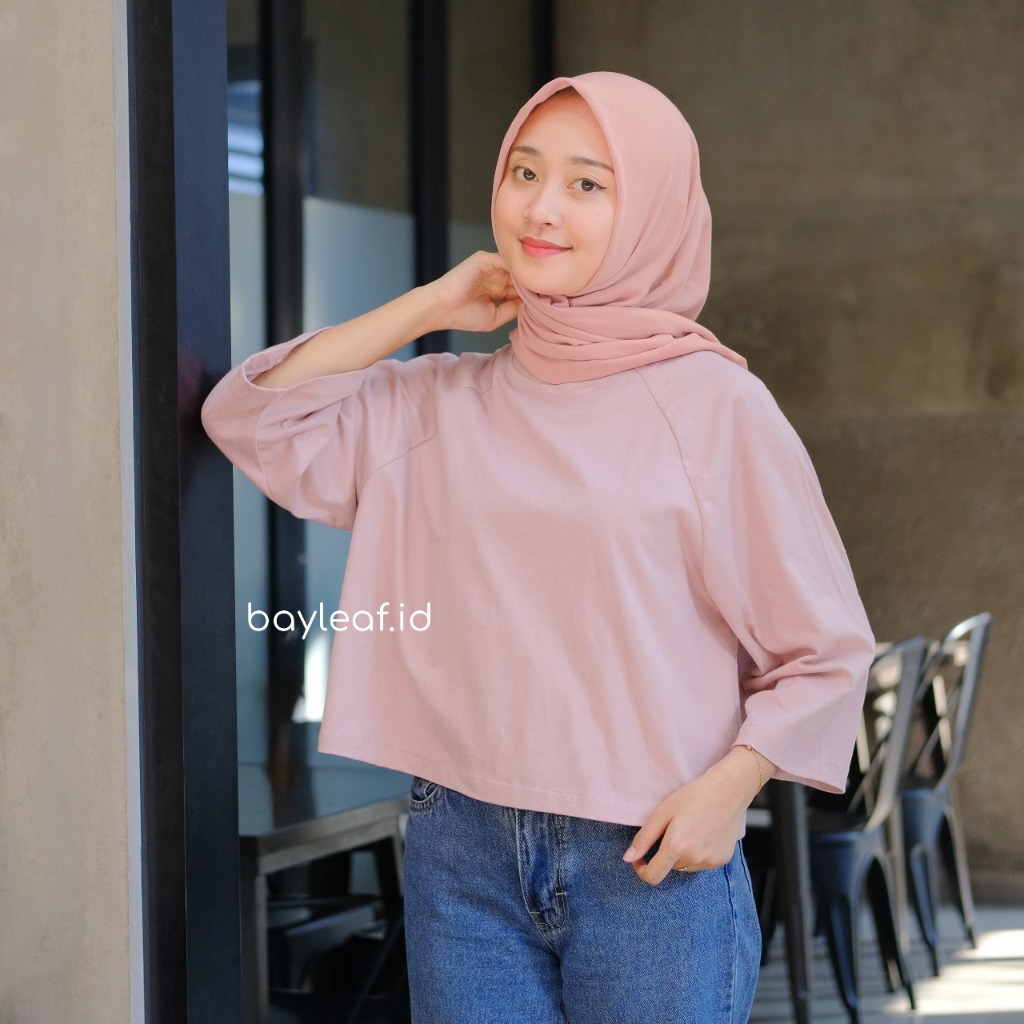 Fuji Blouse Atasan Kaos Oversize Croptop Polos