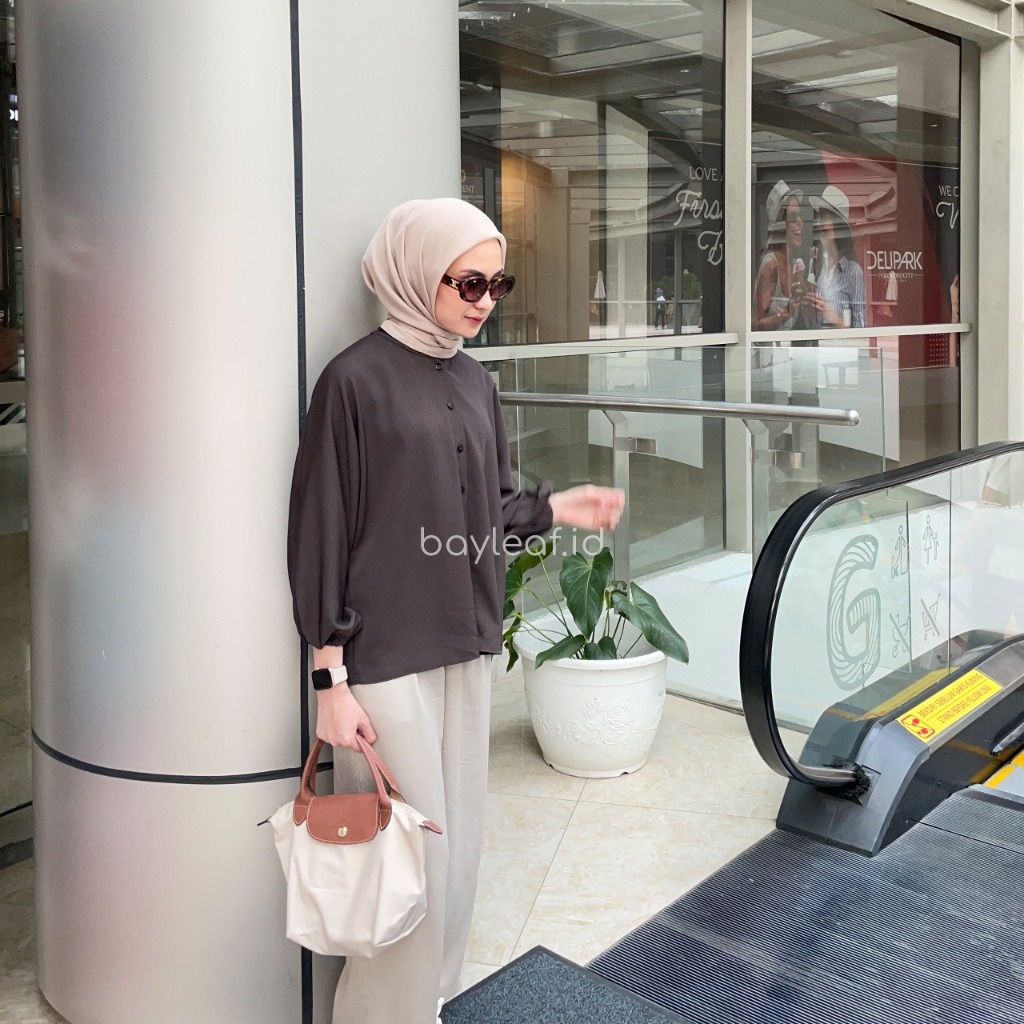 Emira Blouse