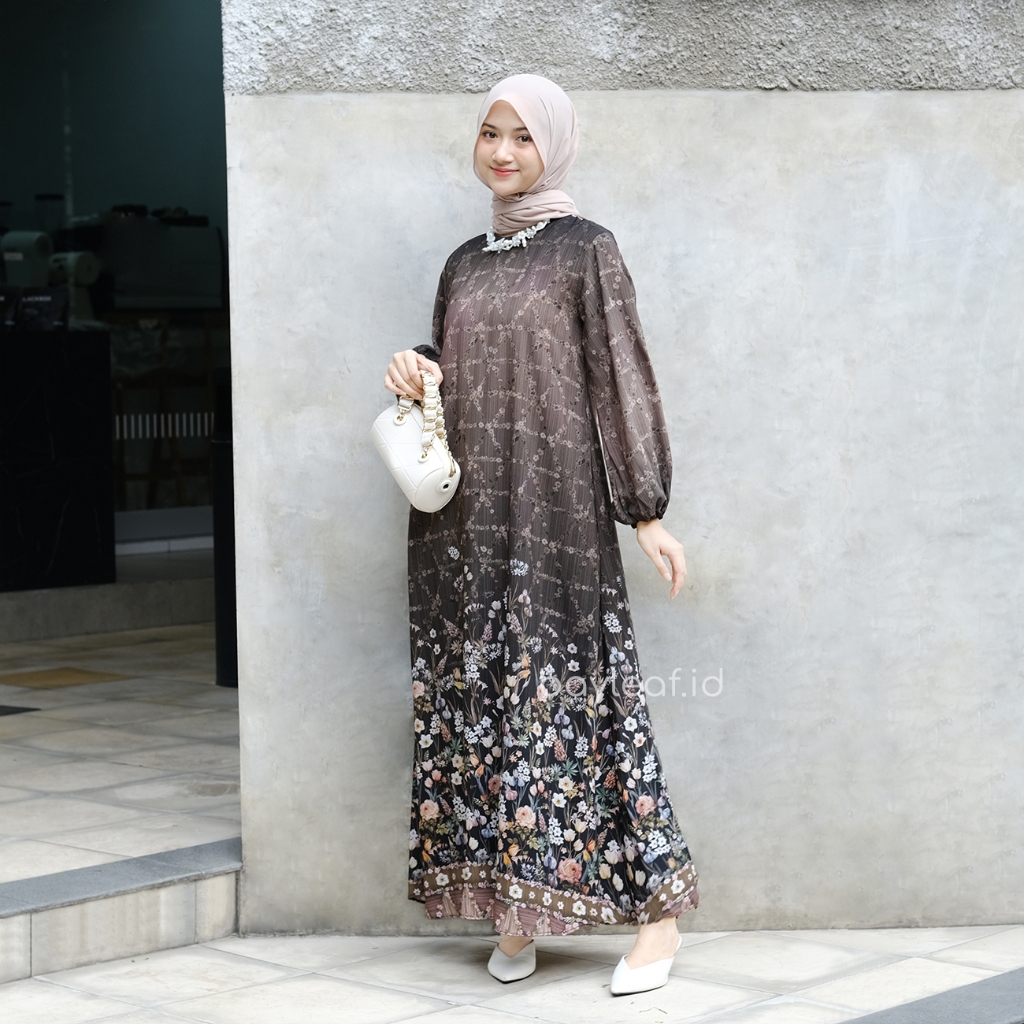 Aster Mahalini Maxi Dress Black Gamis Motif Bunga
