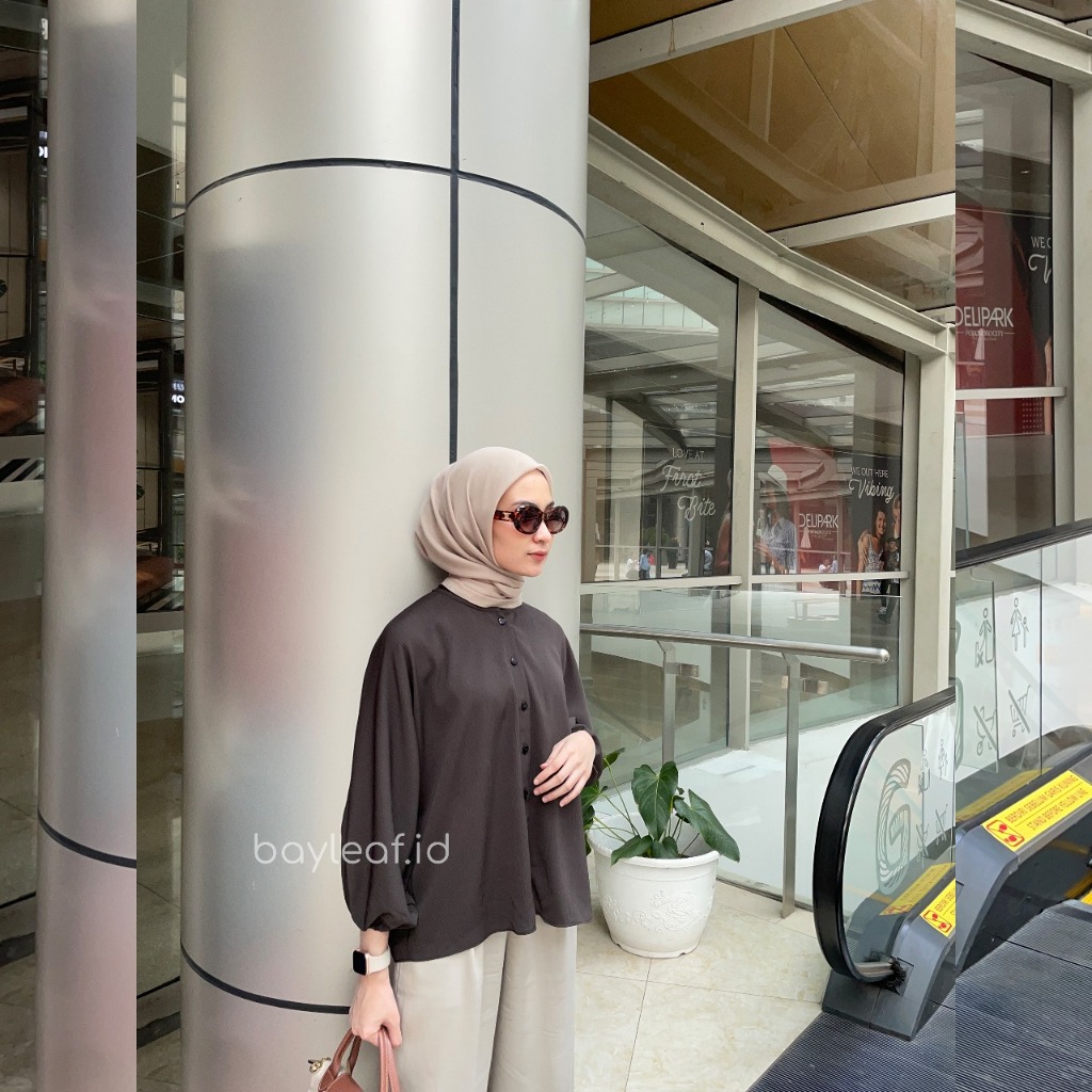 Emira Blouse