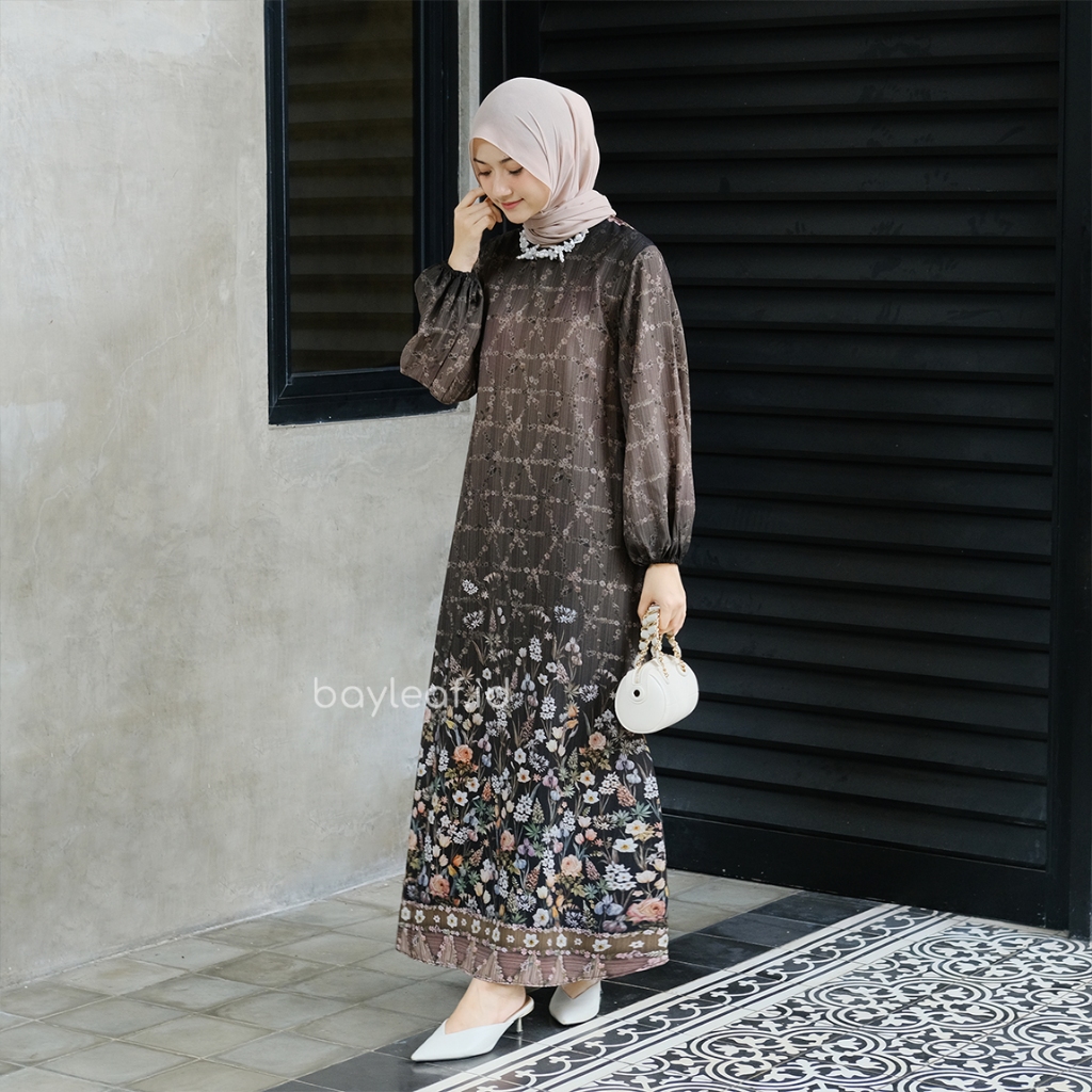 Aster Mahalini Maxi Dress Black Gamis Motif Bunga