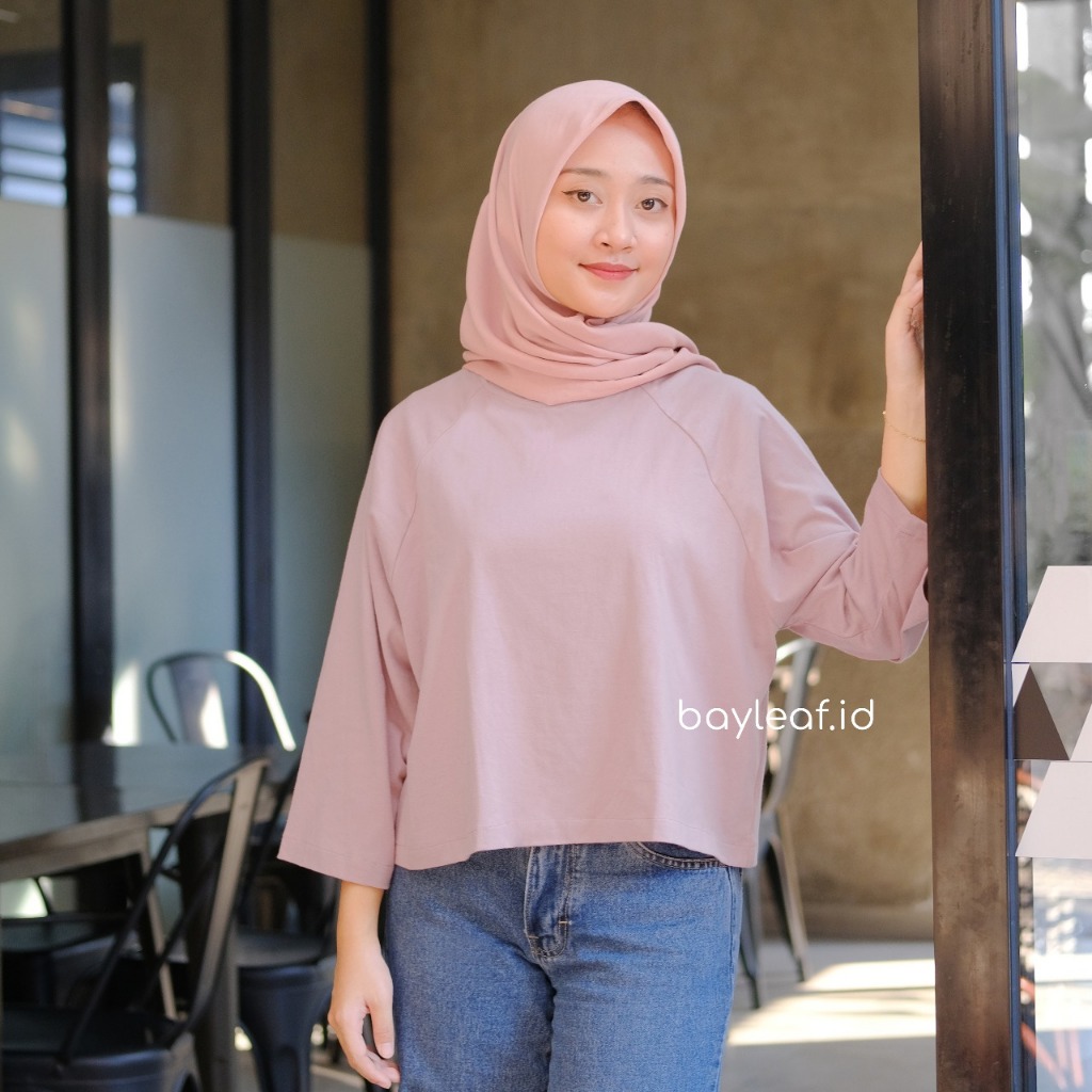Fuji Blouse Atasan Kaos Oversize Croptop Polos