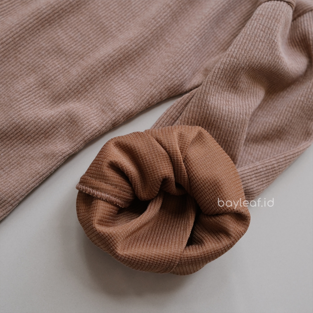 Dona Crop Outer Wanita All Size