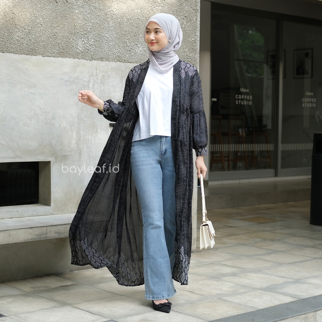 Sarah Long Outer Motif
