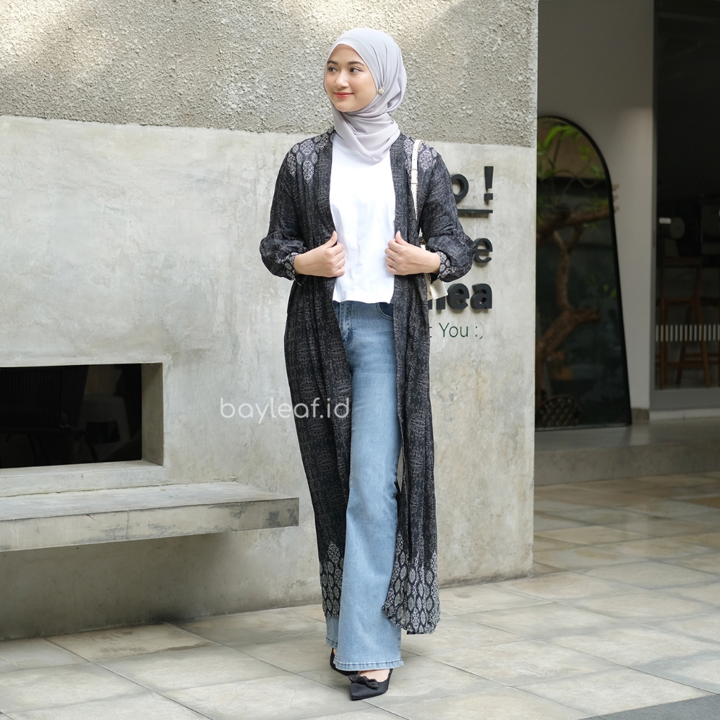 Sarah Long Outer Motif