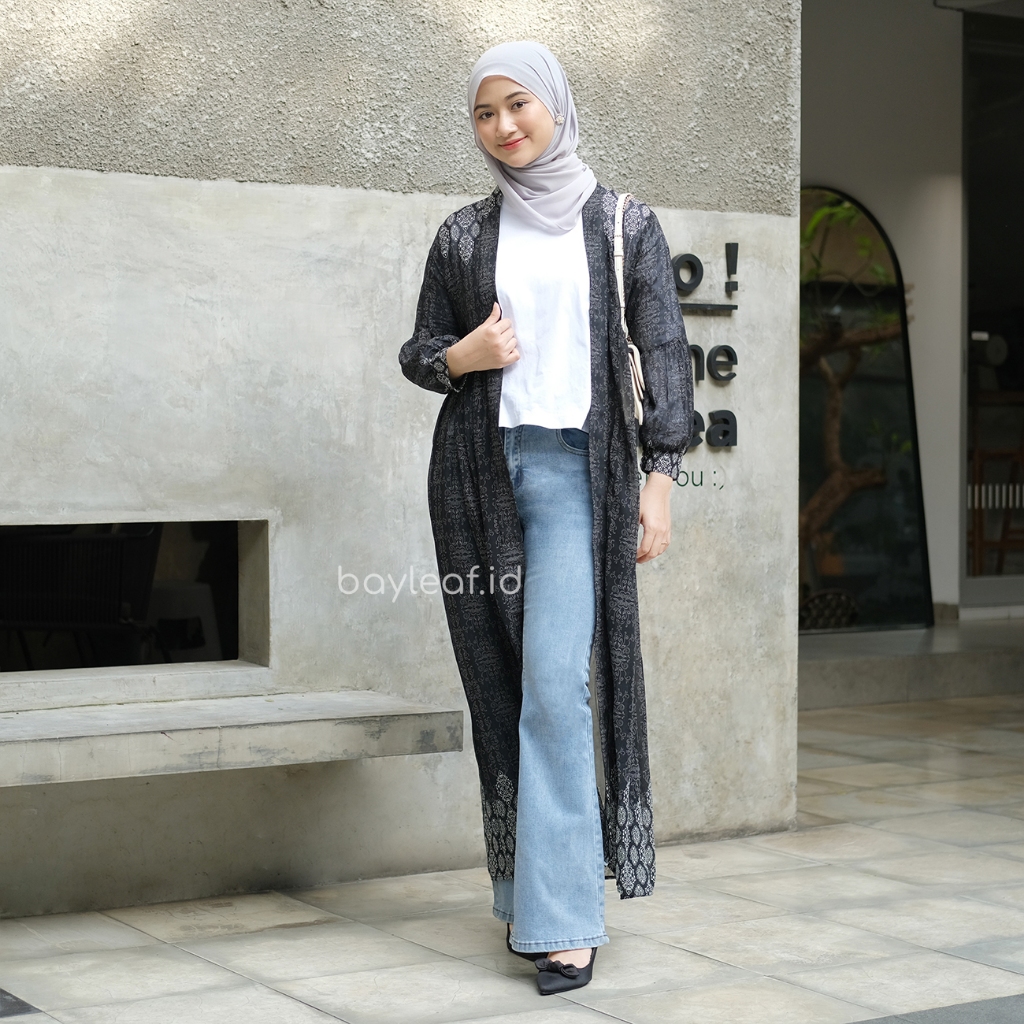Sarah Long Outer Motif