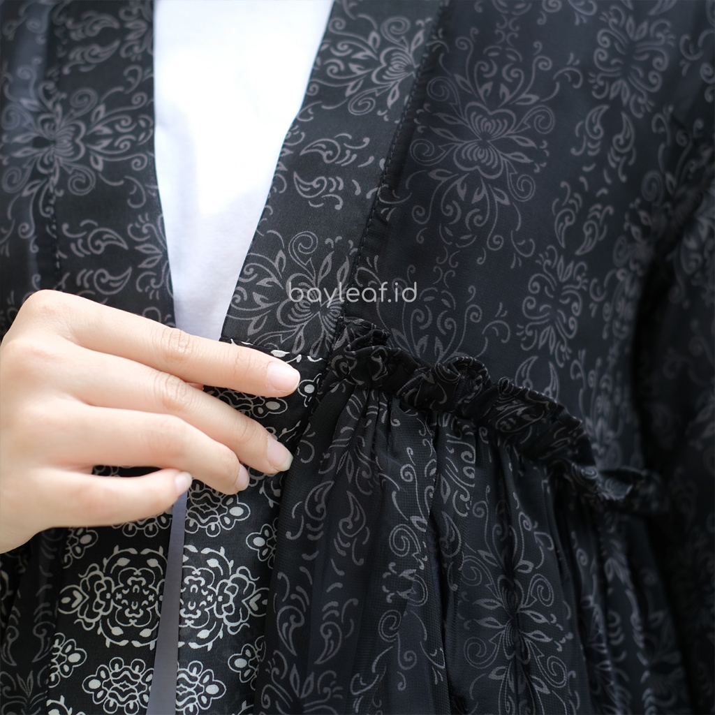 Sarah Outer Motif
