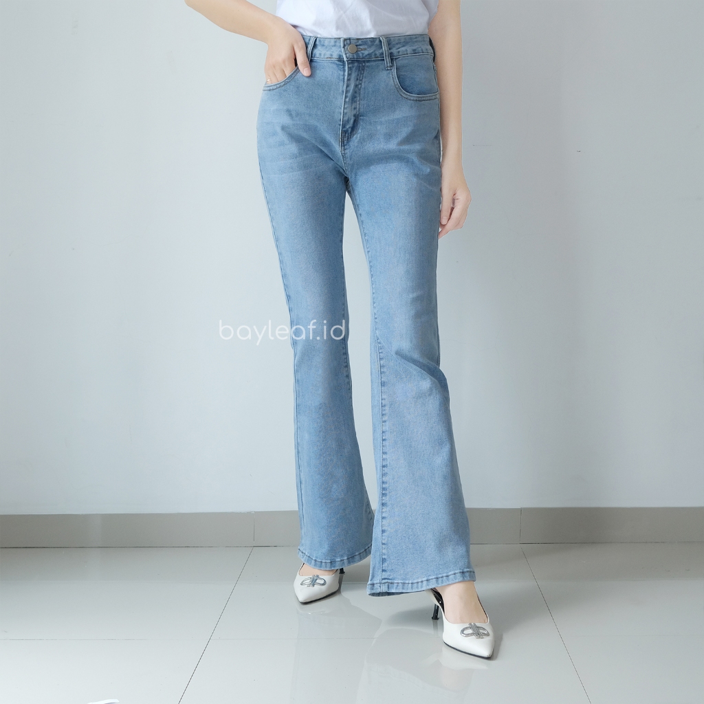 Bayleaf.id Beta Jeans Celana Panjang Wanita