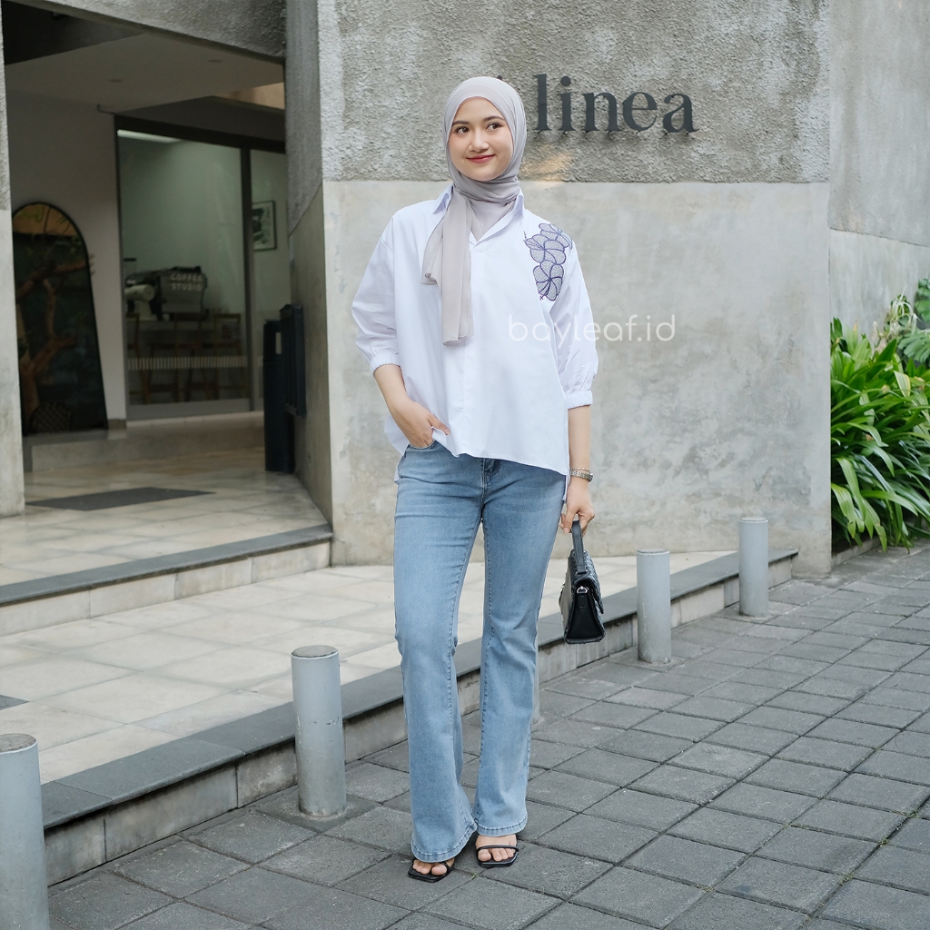 Levina Shirt Motif Bunga