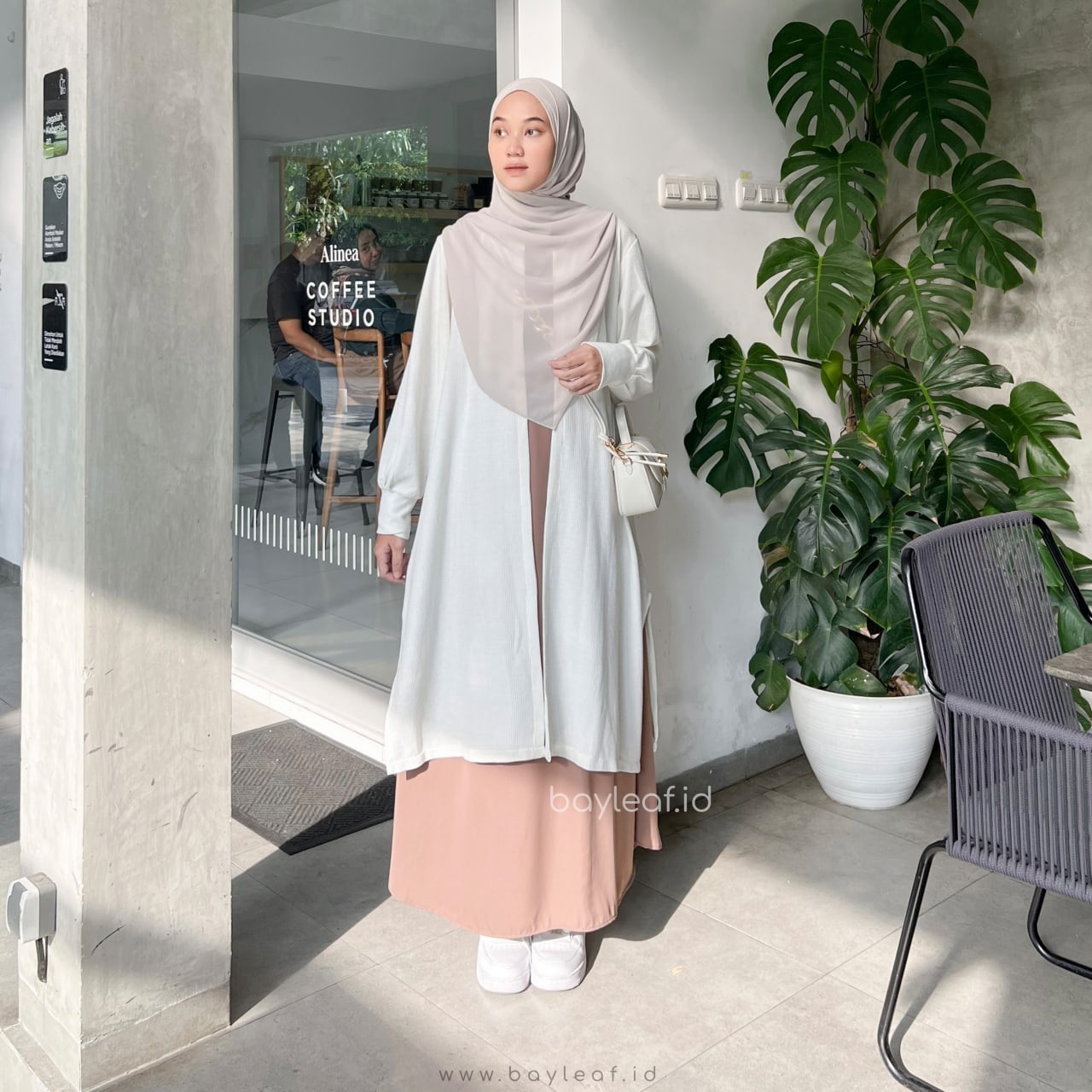 Aera Inner Maxi Dress Lengan Panjang Basic