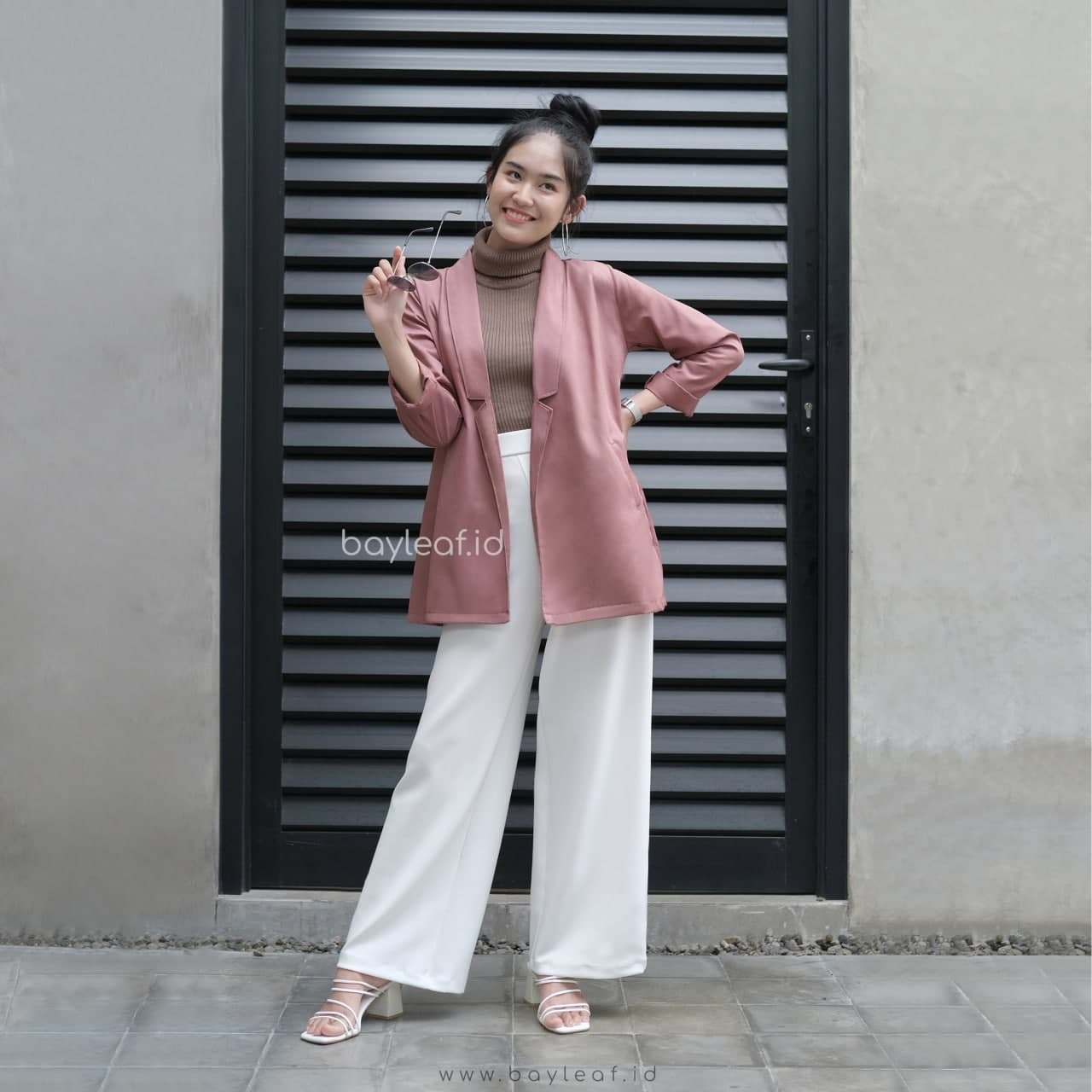 Zenn Blazer Formal Casual Wanita Basic