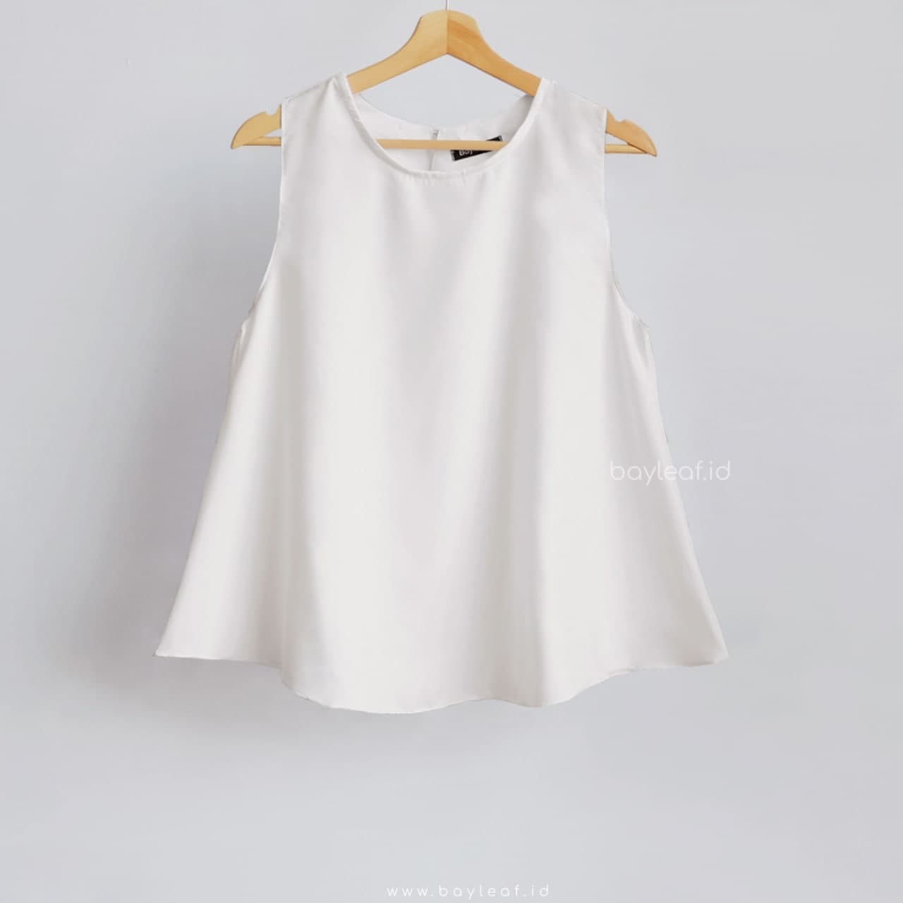 Tania Inner Basic Tanpa Lengan
