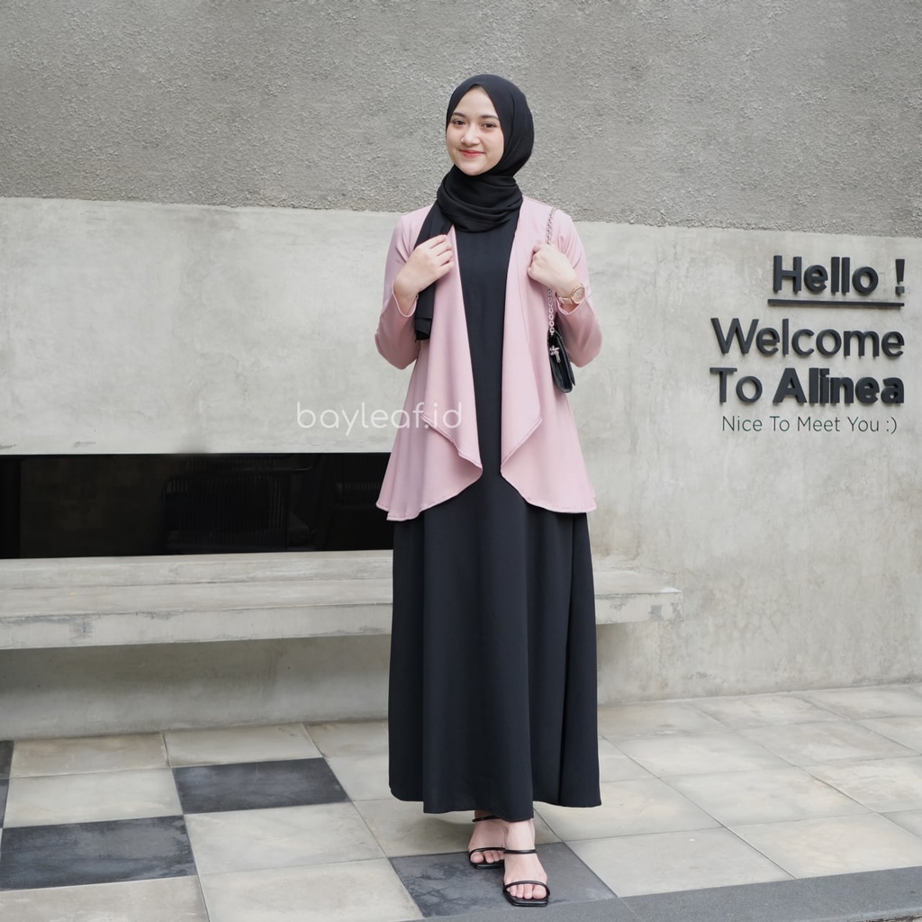 Clarissa Shakila Outer