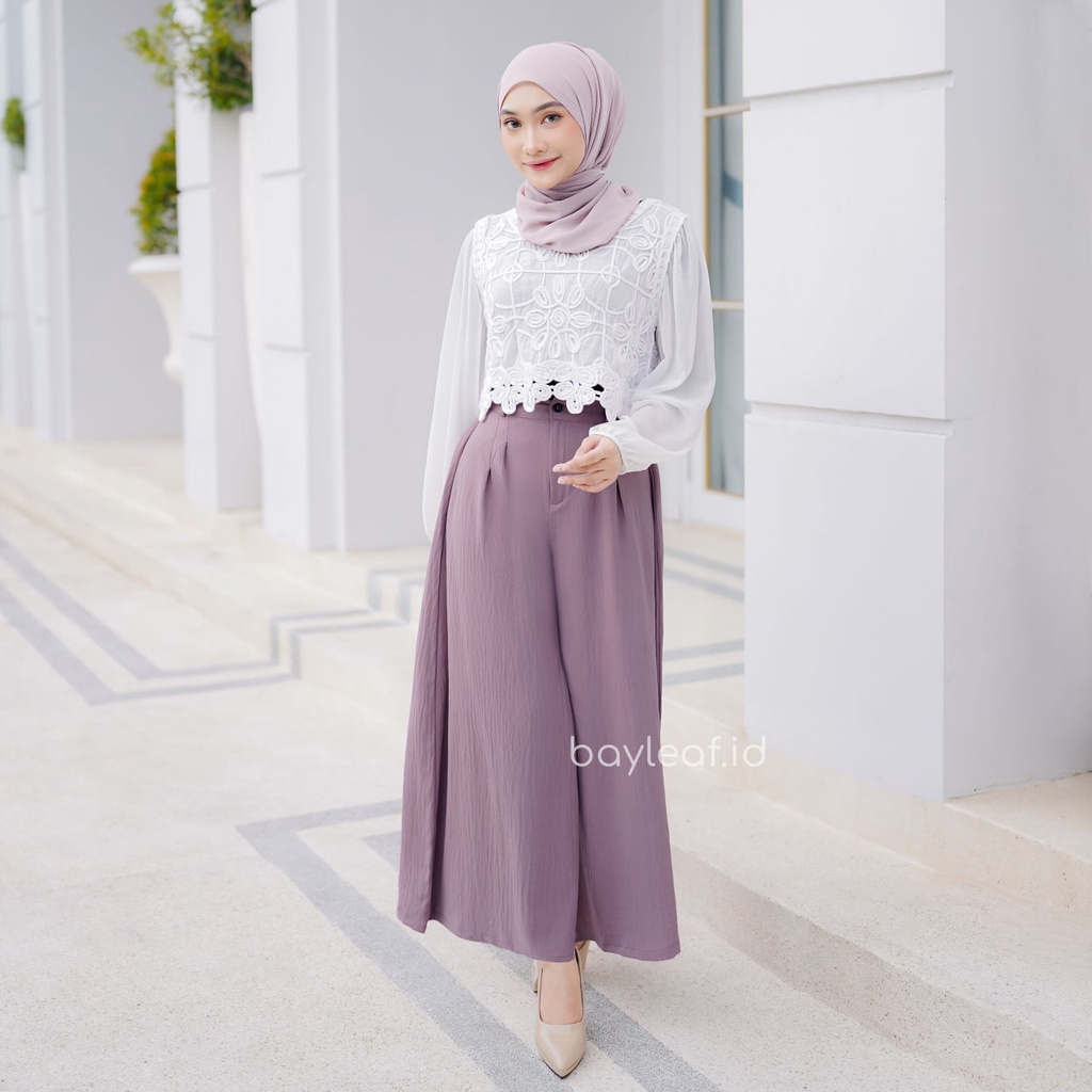 Yola Pants