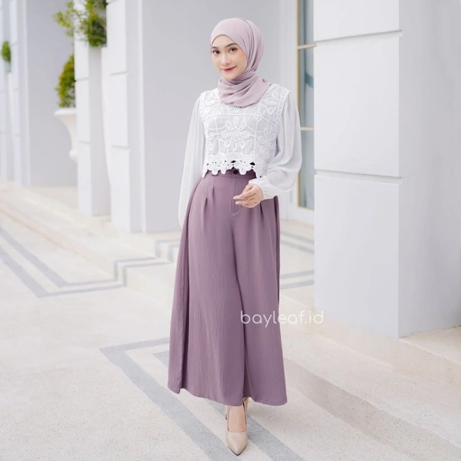 Image of Yola Pants