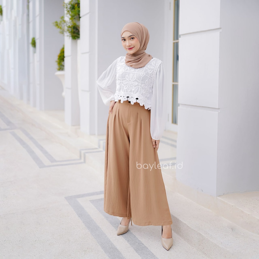 Yola Pants