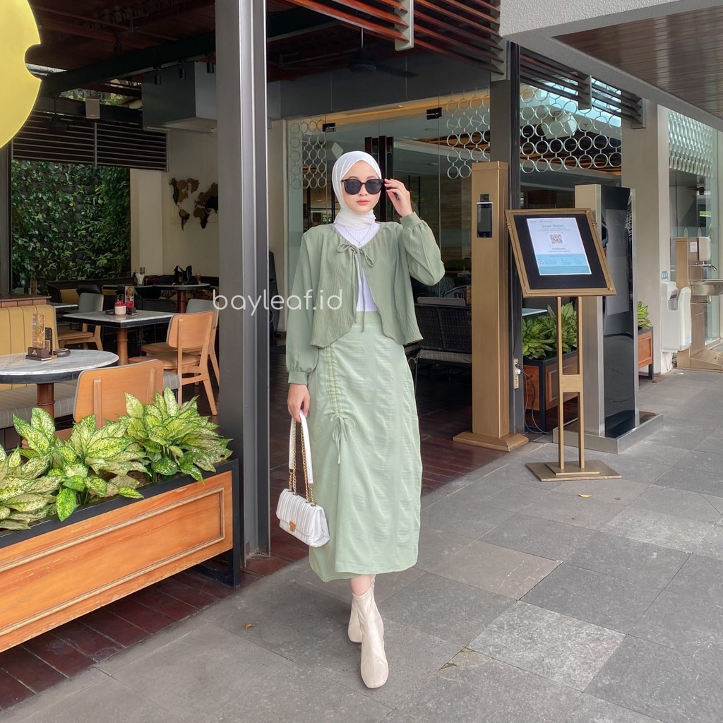Dareen Crop Outer Casual Material Crinkle All Size