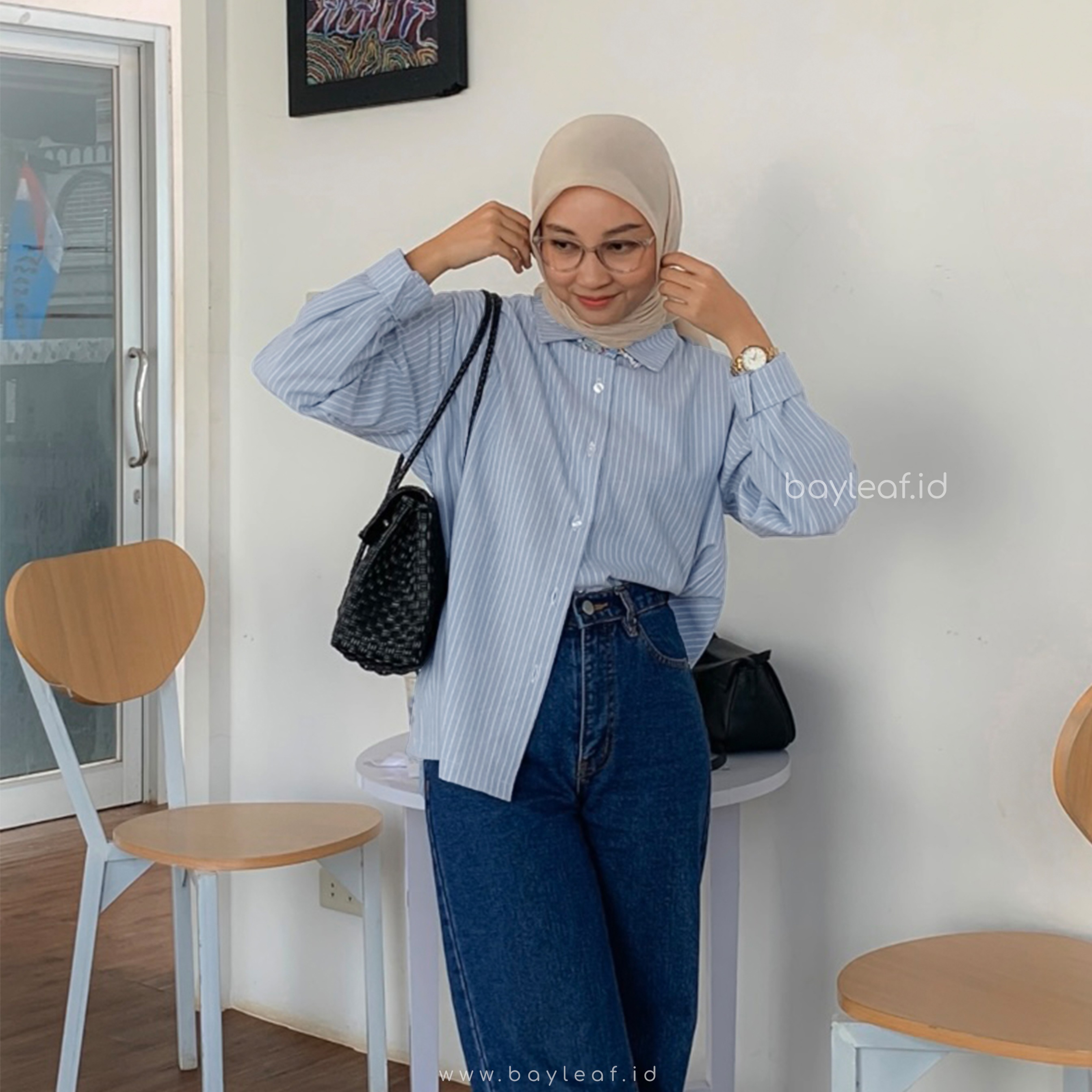 Shanon Striped Shirt Kemeja Casual Motif Garis