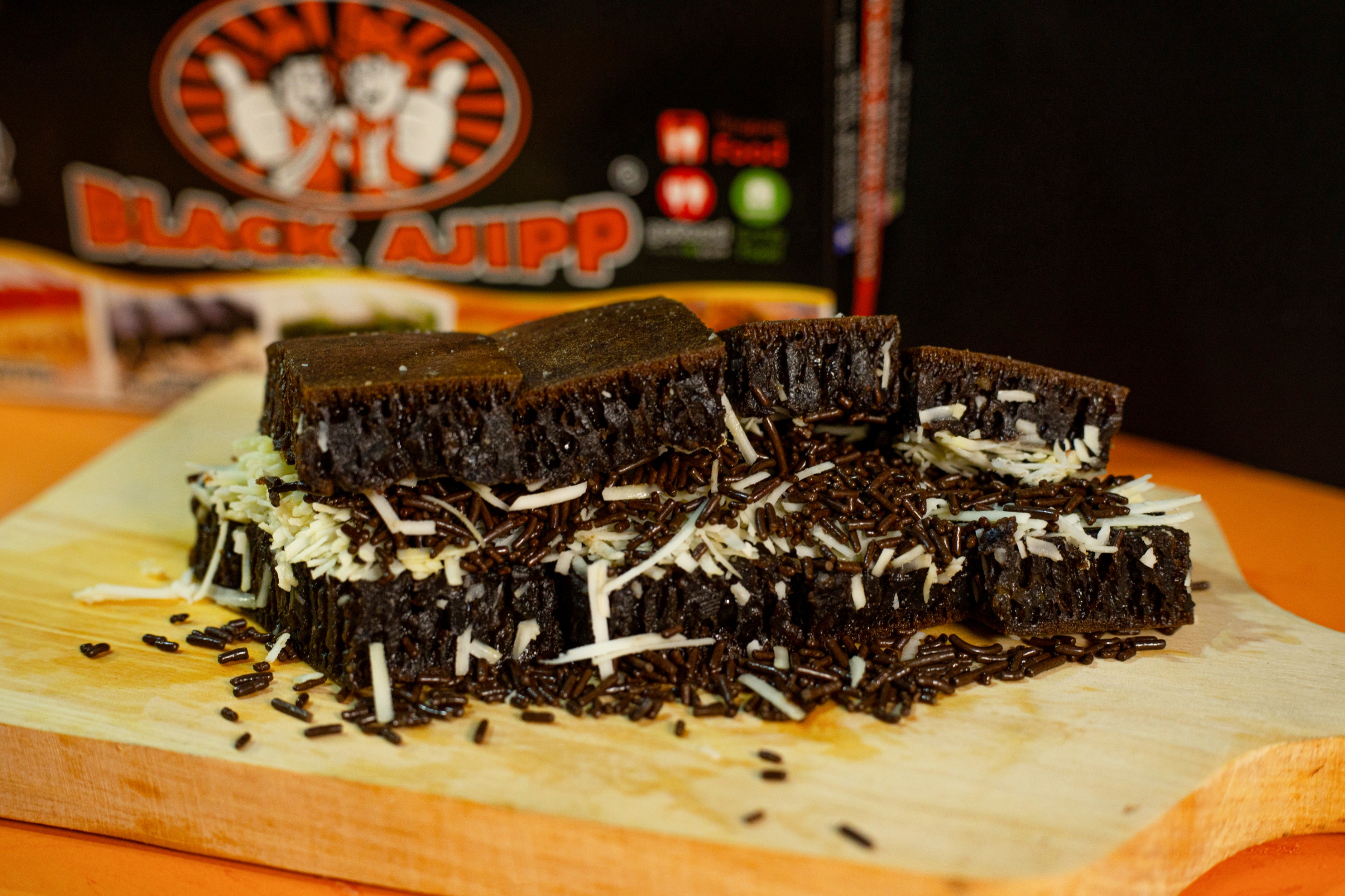 Martabak Black Sweet Keju Susu