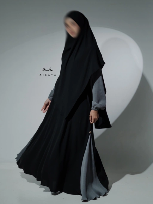 Image of Madina Abaya (Grey)