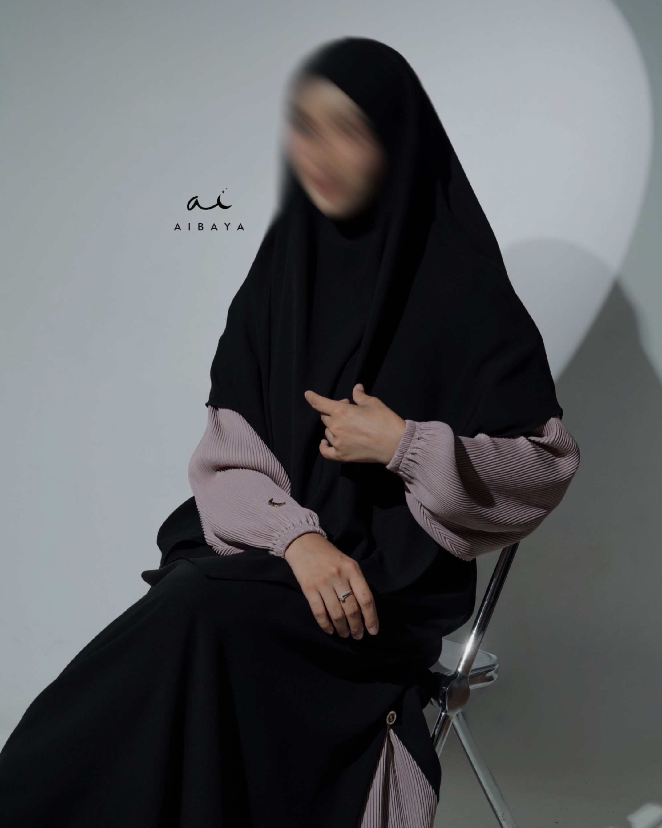 Madina Abaya (Pink Petal)