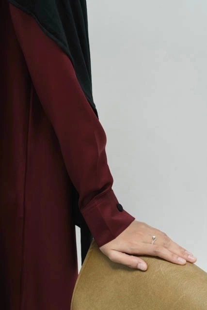 Image of Hava Dark Maroon