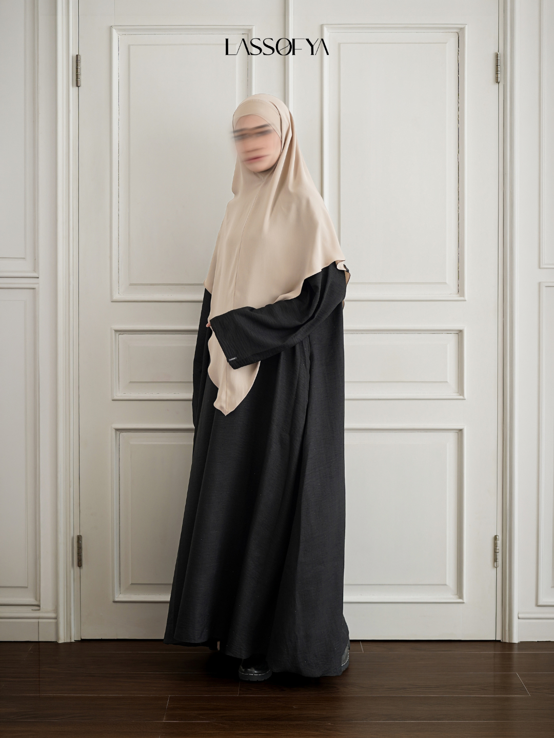 NOIRÉ Dress