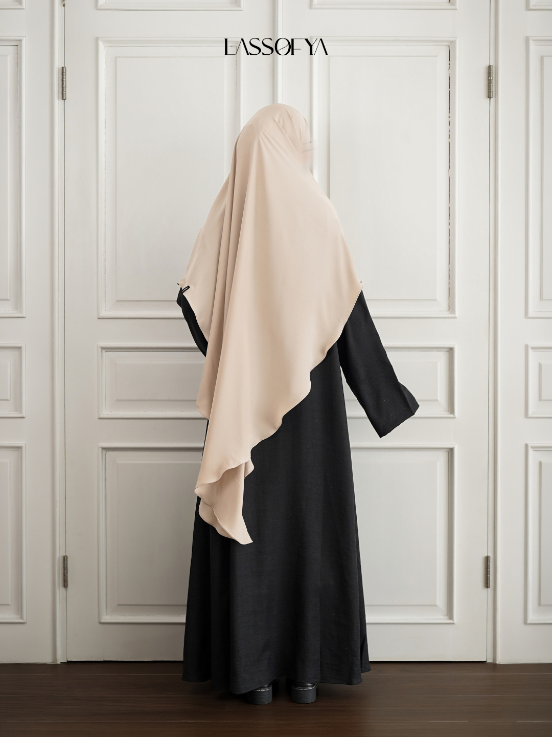 NOIRÉ Dress