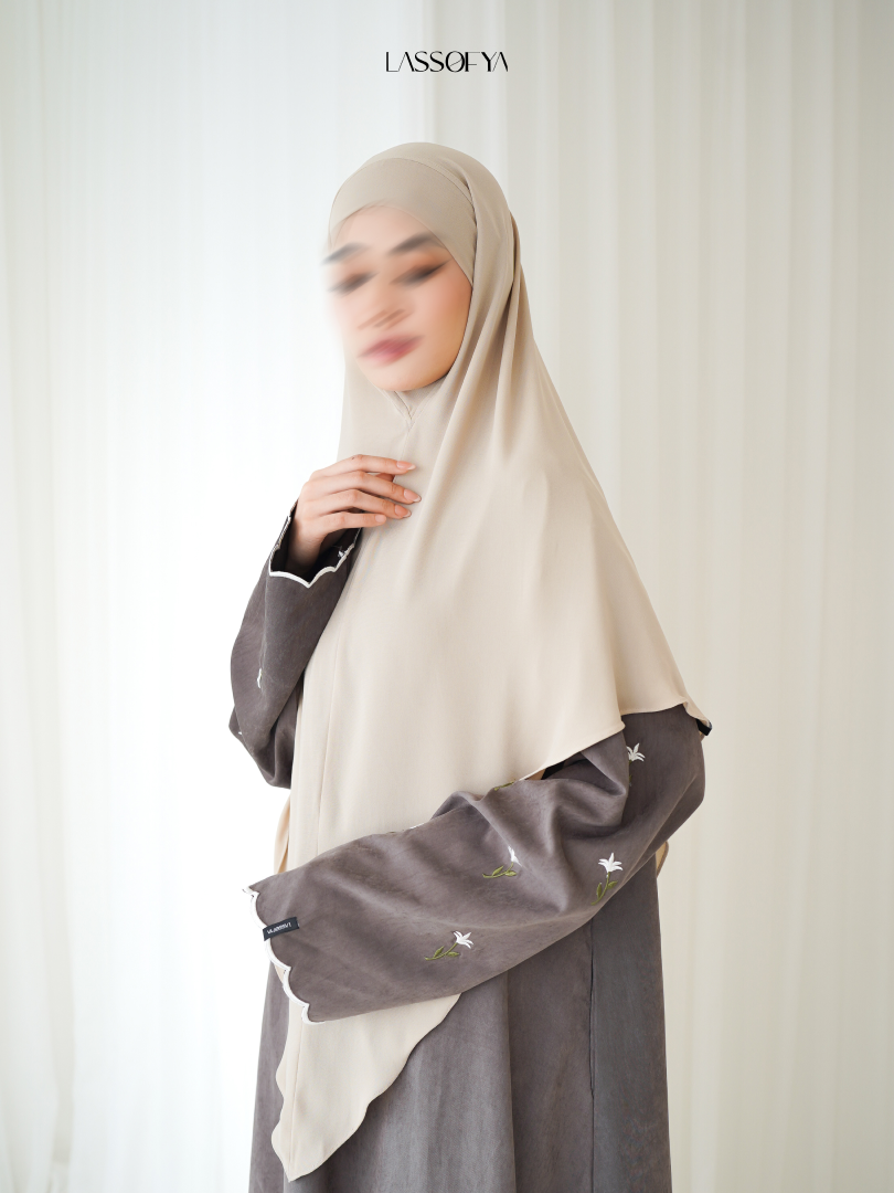[NEW LAUNCH] Sevella Dress - Deep Truffle