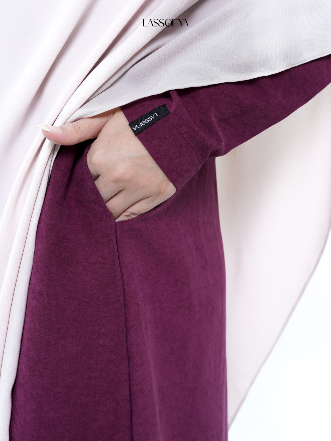 [NEW] Jawhara Slim - Burgundy