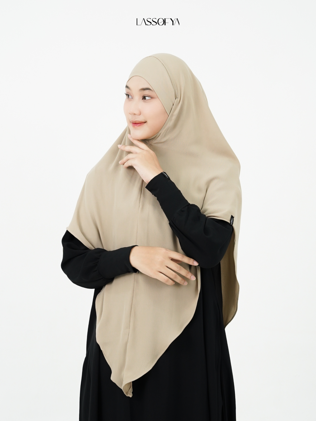 Khiban Maheen - Latte