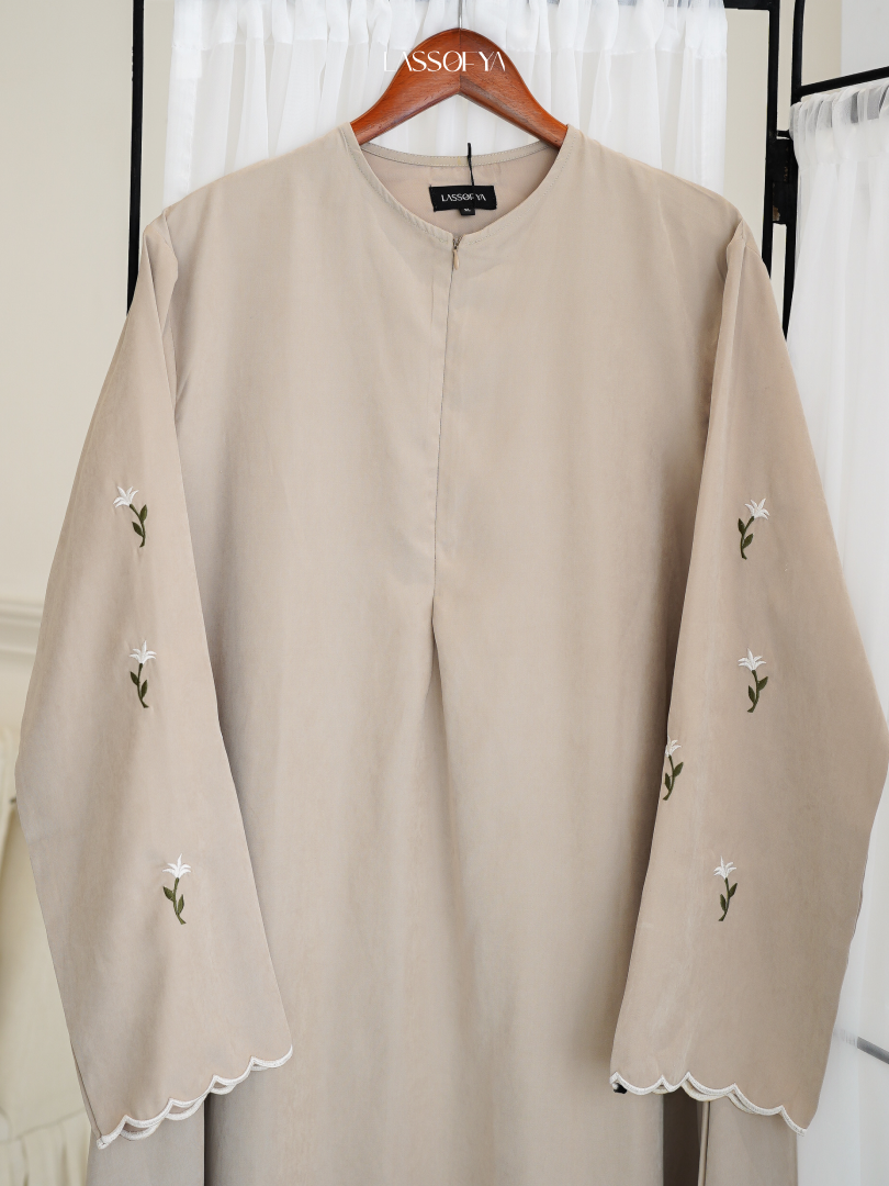 [NEW LAUNCH] Sevella Dress - Soft Latte