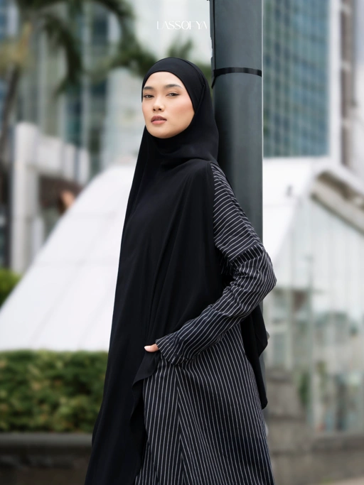 Image of [NEW] Urban Stripe Dress - Black