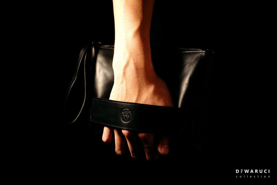 VOYEJ Sena Black - Pouch Kulit Pria