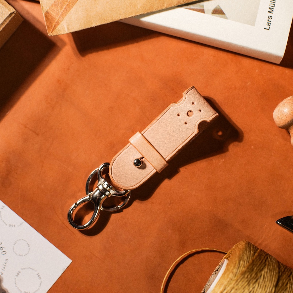 VOYEJ (Project360) Lanyard IV - Gantungan Kunci Kulit Sapi Asli