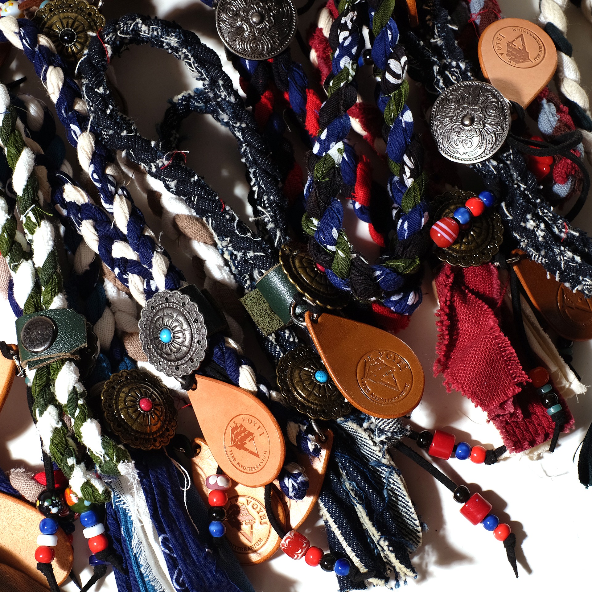 VOYEJ Bag Charm & Bolo Charm X Secaworks