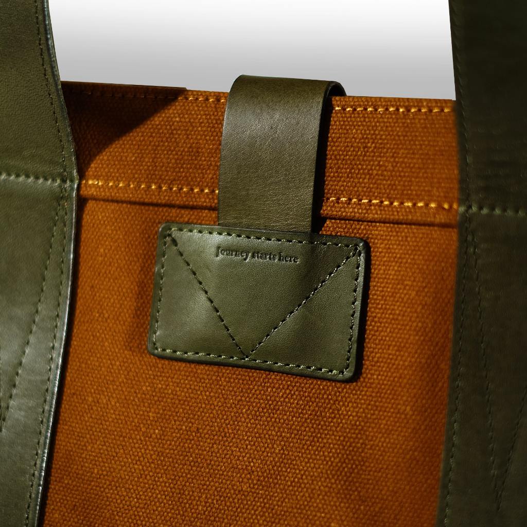 Kumu II Bag Leather Canvas RISE - Midnight Green