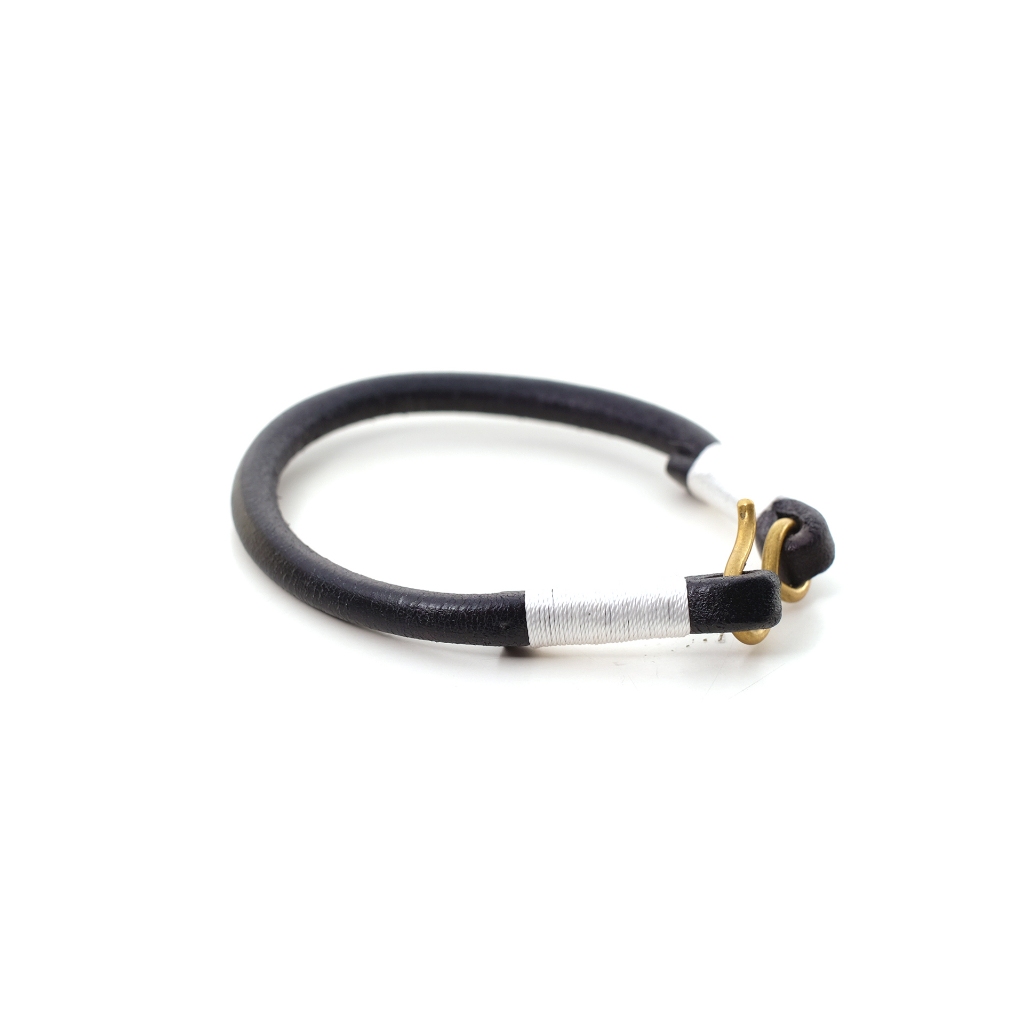 VOYEJ Bracelet Single Loop Black - Gelang Kulit Asli Unisex