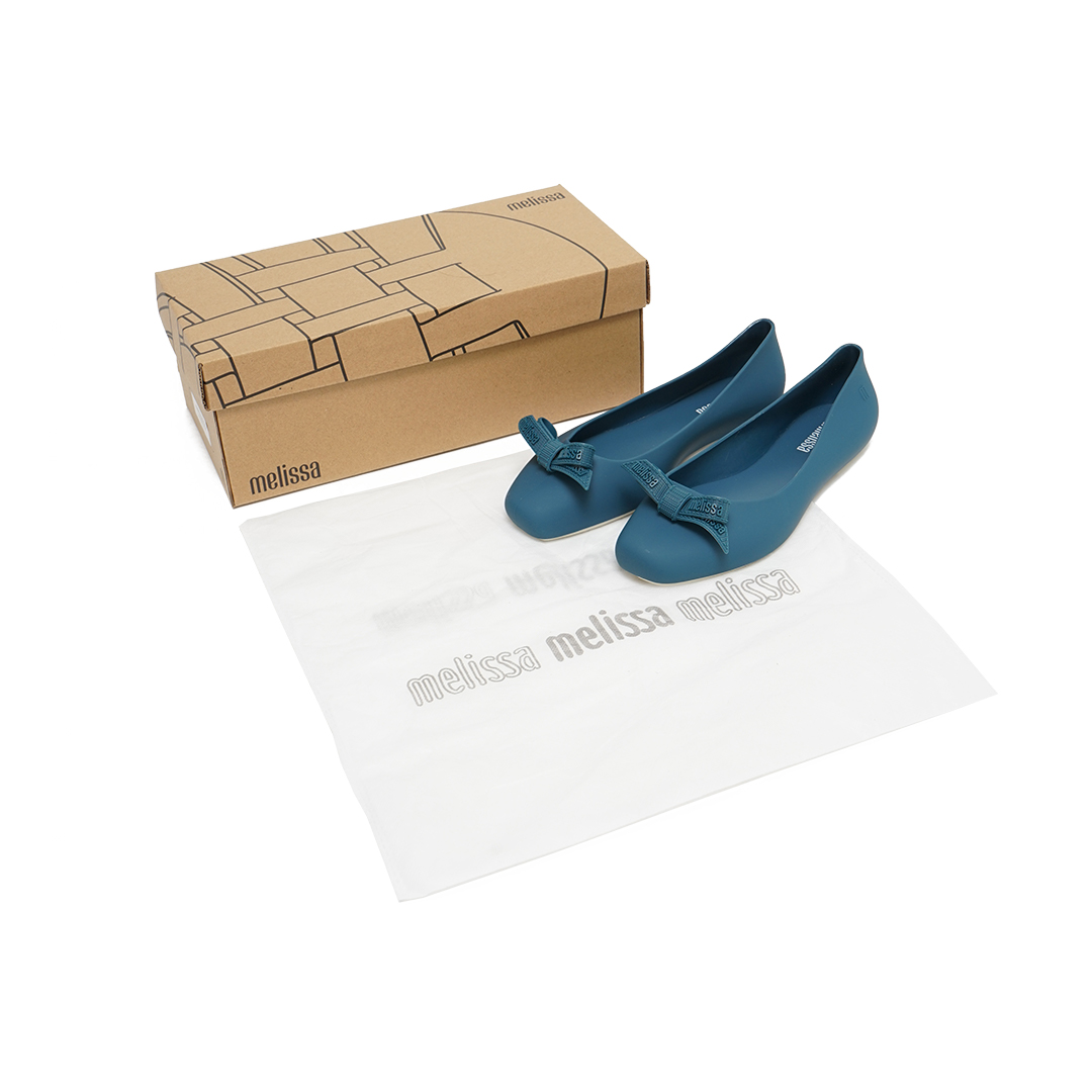 Melissa Aura Basic M Lover Flat Shoes