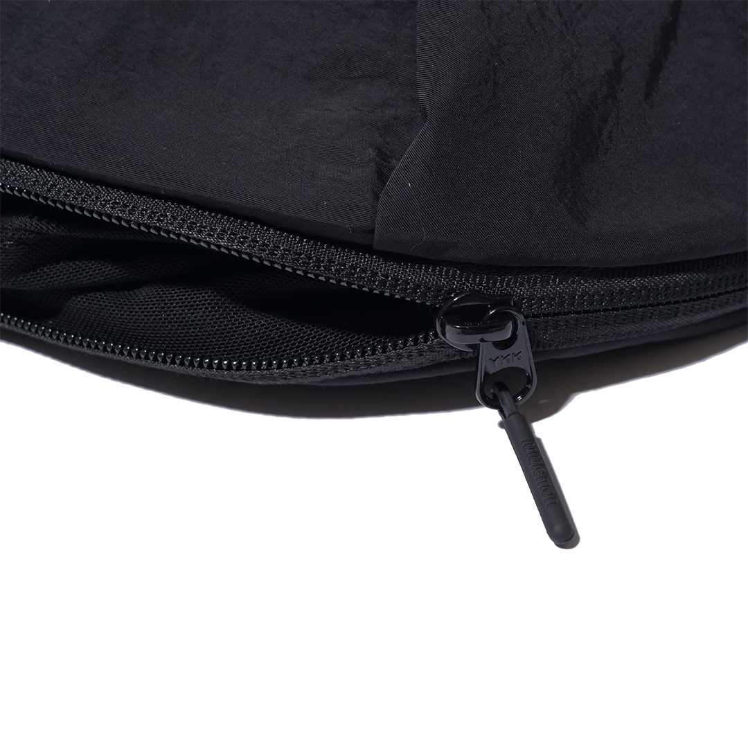 Lululemon Curved 3L Crossbody Bag