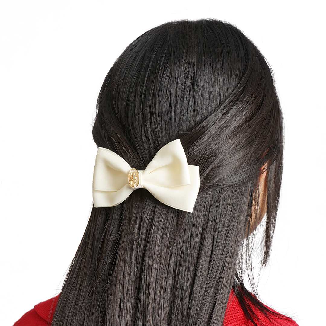 Marithe Francois Girbaud Round Logo Ribbon Hair Clip