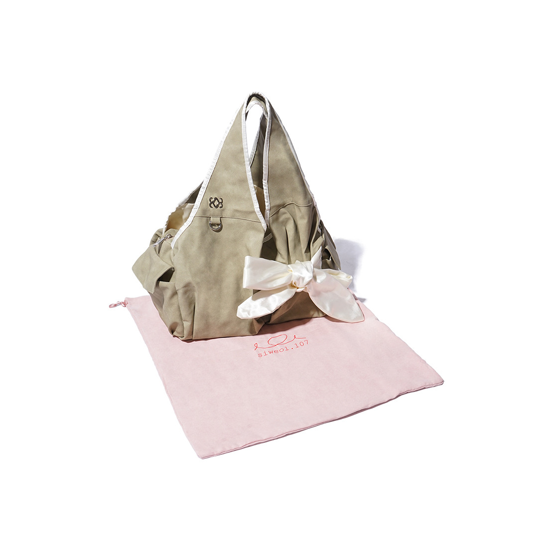Siweol 107 Medium Nubuck Bow Shoulder Bag