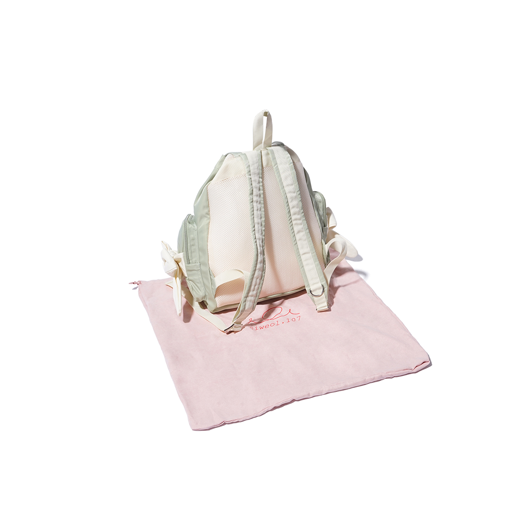 Siweol 107 Nylon Bow Backpack