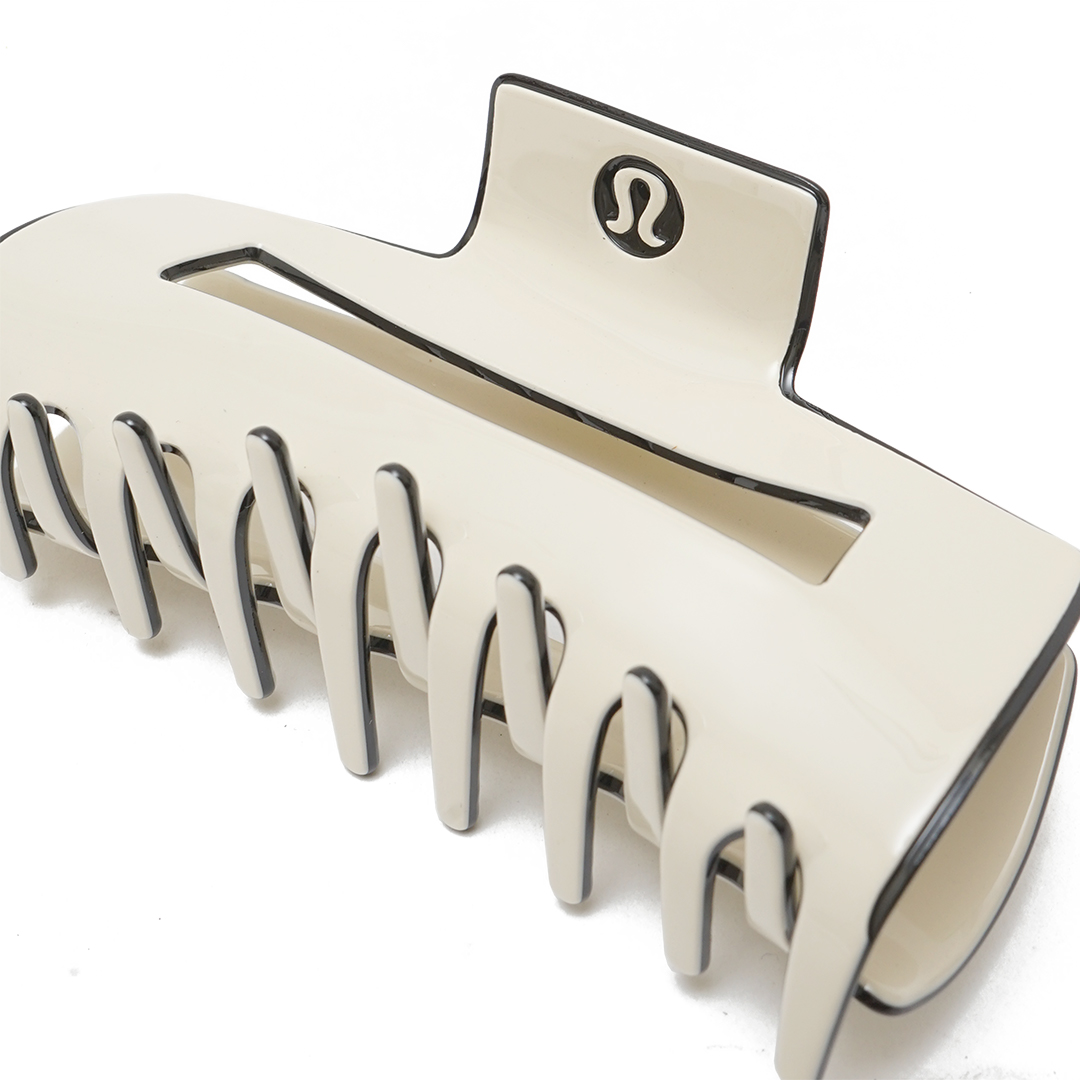 Lululemon Solid Extra Large Claw Hair Clip